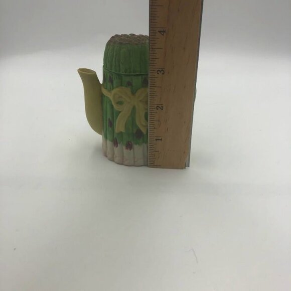 Vintage Asparagus Miniature Ceramic Teapot with Lid Vegetable Theme Collectible - Picture 13 of 13
